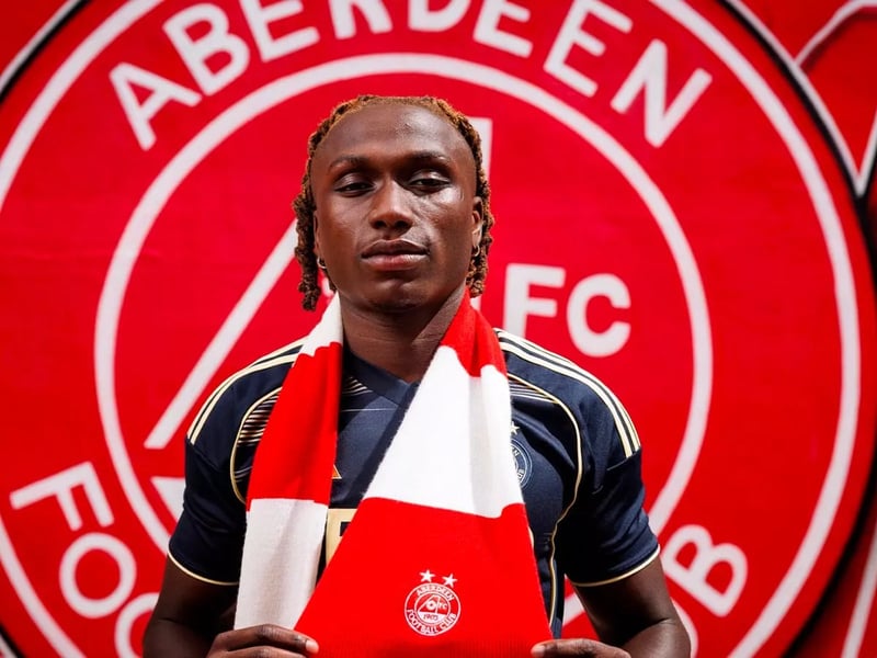 The summer signing from Schalke is still not ready to make his Aberdeen debut.