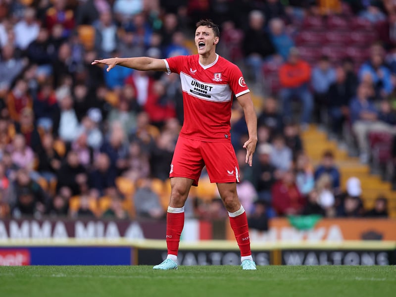 Was a threat from set-pieces and opened the scoring with a header at the back post. Could have netted another one when Azeez stopped his close-range effort. 7