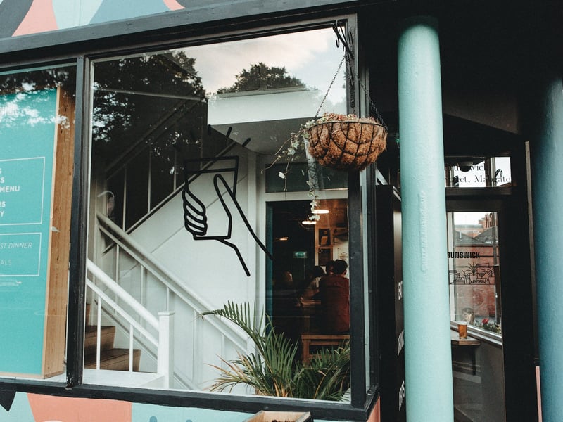The Brunswick, which is located north of Leeds city centre, is a neighbourhood pub. It has a Sunday roast menu which is served from noon to 6.45pm. Main meals on the menu include Beef Wellington, Chicken Supreme and Porchetta.