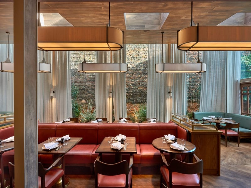 Luca is a Central London-based Italian restaurant with Michelin’s stamp of approval. The restaurant boasts fresh pasta and authenticity.
