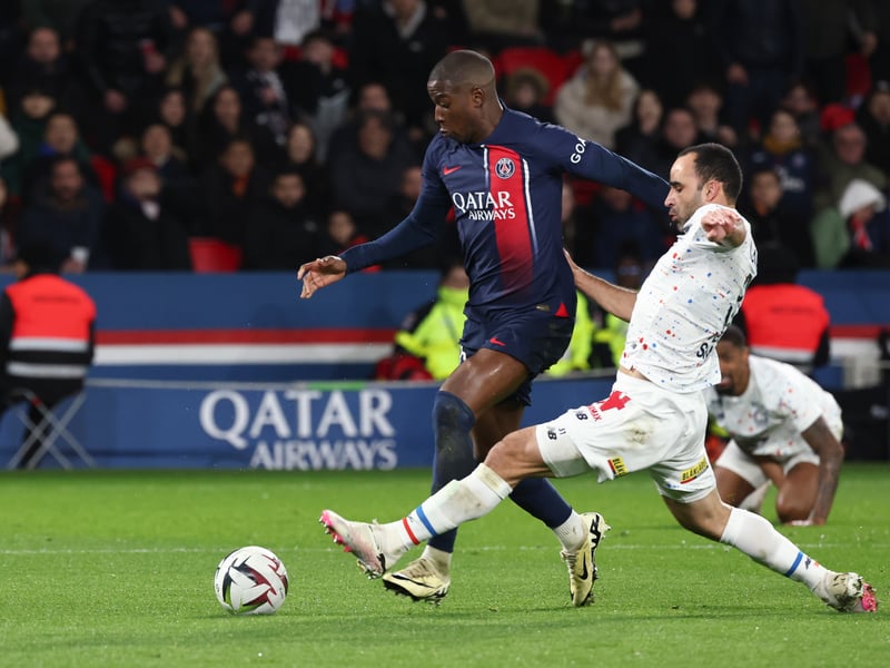 Valuable minutes under his belt. Looked rusty in possession and times and missed a big chance in the second half from a corner, but was good in the air and showed a very strong turn of pace. 6