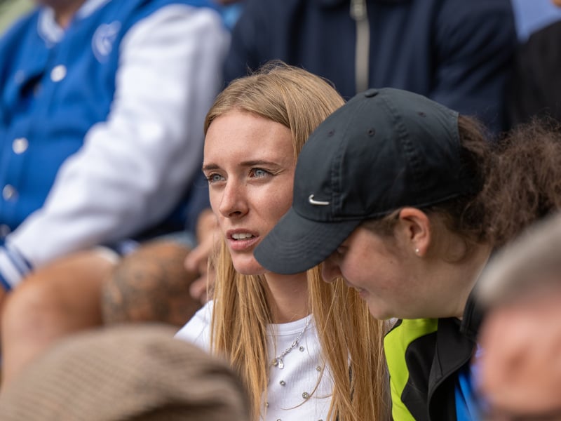 There were 20,382 supporters inside Fratton Park on Saturday afternoon as Pompey fell to their first Championship defeat of the season against Norwich City. 
