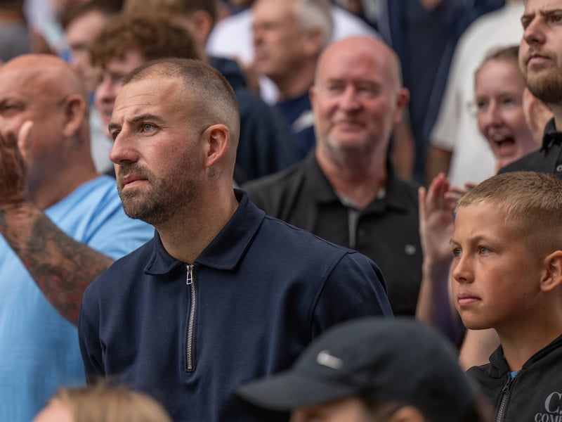 There were 20,382 supporters inside Fratton Park on Saturday afternoon as Pompey fell to their first Championship defeat of the season against Norwich City. 
