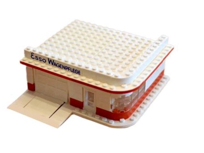 The Lego 1310 ESSO Filling Station was a 96-piece set released in 1956, which included a 1:87 scale Bedford ESSO Tank Truck. It was priced £2.96 but is today worth around £2,596 new, according to BrickEconomy.com, or £887 used.