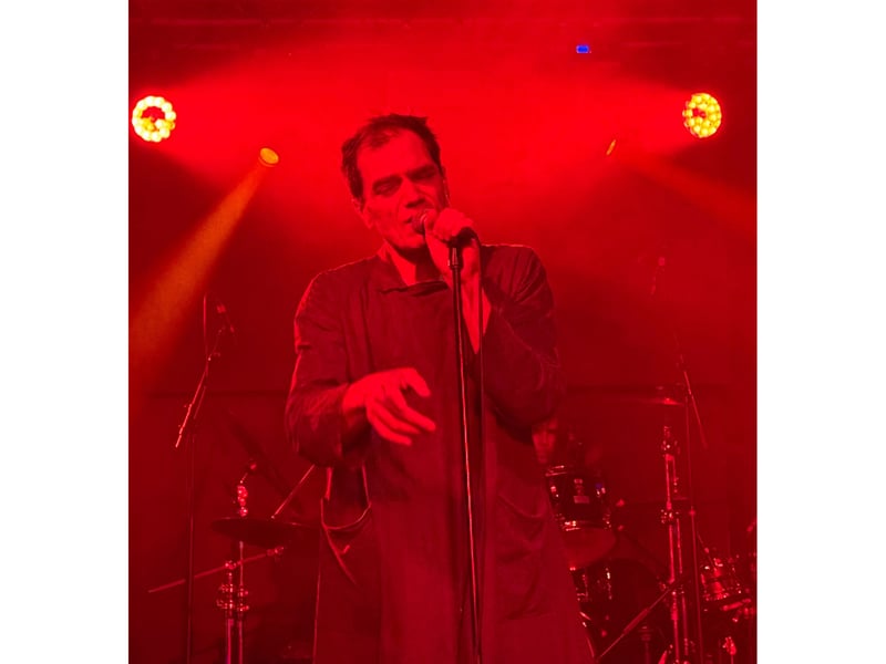Shannon and Narducy were backed by an all-star band - comprising Dag Juhlin, Nick Macri, Vijay Tellis-Nayak and Jon Wurster.