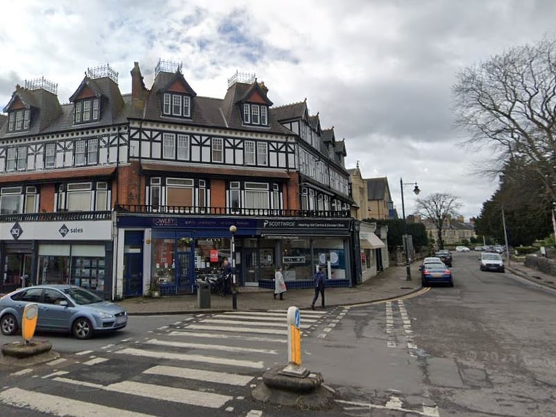 Penarth is the UK's 4th best commuter town, according to Pepper Money, with an overall score of 317. It's only 12 minutes from Cardiff by public transport, with train fares from £3.80. Penarth scores 7.8/10 for quality of life, and the average house price there is £364,349.