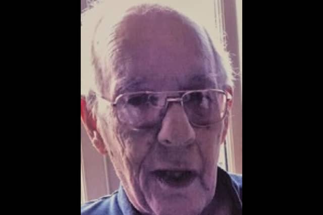 Passed away peacefully on the 17th of July 2025, aged 81.
Much loved by his 2 sons, Sean and Lee, and all his family.
He will be very sadly missed by all who knew him.
The funeral service will be held at Portchester Crematorium on Friday the 29th of August at 1.45pm for anyone wishing to attend to
say goodbye. The wake will follow at the Market House Tavern.
All welcome.
Any queries, please contact Southern Cooperative Funeral Care – Gosport 02392581032