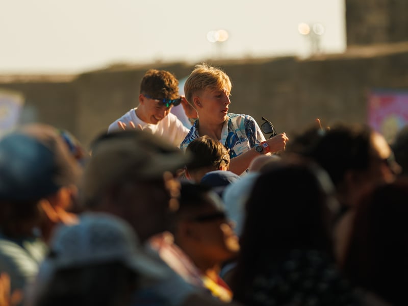 A delighted crowd watch Daniel Bedingfield
Picture: Marcin Jedrysiak