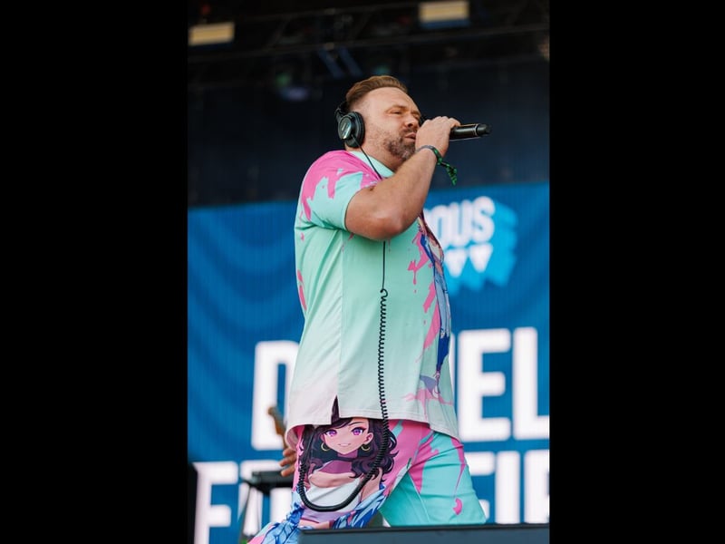 Daniel Bedingfield wows the crowds at Victorious
Picture: Marcin Jedrysiak
