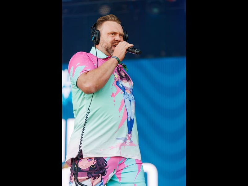 Daniel Bedingfield wows the crowds at Victorious
Picture: Marcin Jedrysiak