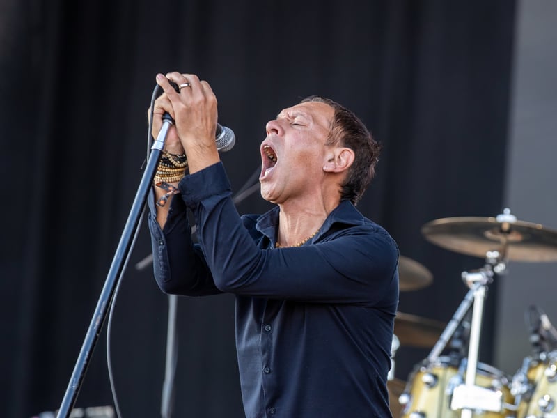 Shed Seven wowed the crowds when they took to the Common Stage on Saturday afternoon.
