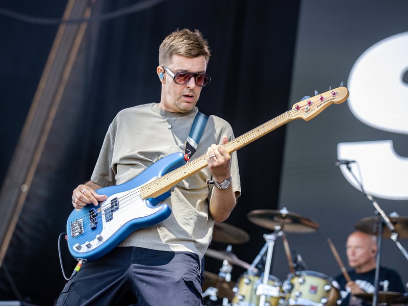 Shed Seven wowed the crowds when they took to the Common Stage on Saturday afternoon.
