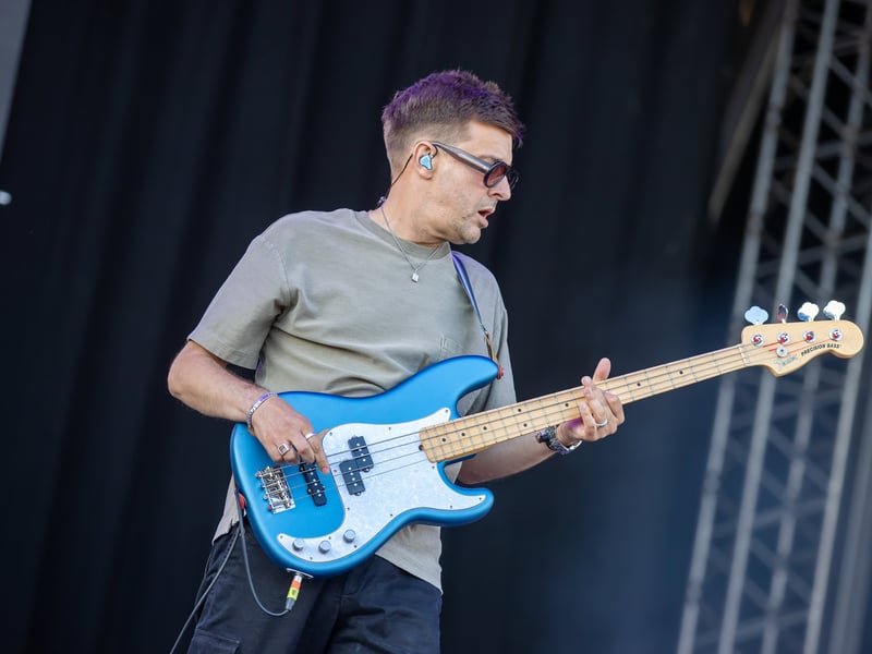 Shed Seven wowed the crowds when they took to the Common Stage on Saturday afternoon.