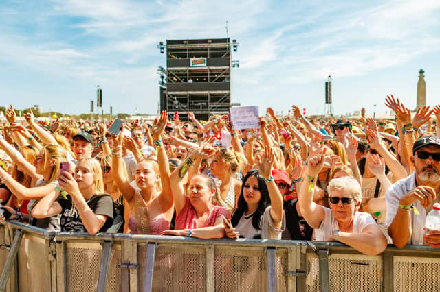 Pictured: Victorious Festival 2025 hundreds of people has attended to the Bradley Simpson performance at common stage.
Picture:Marcin Jedrysiak