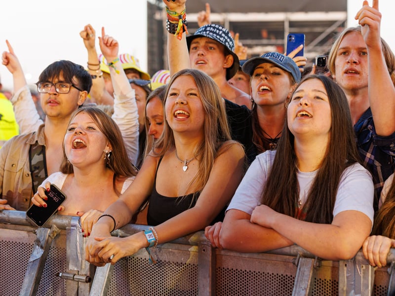 Pictured: Crowds enjoying the Bloc Party performance on the Common Stage
Picture: Marcin Jedrysiak