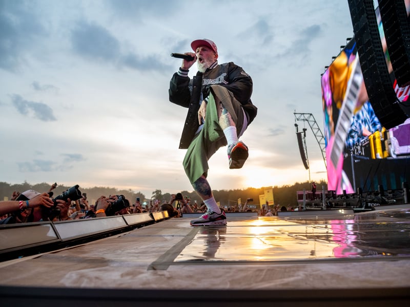 Limp Bizkit on the Main Stage.