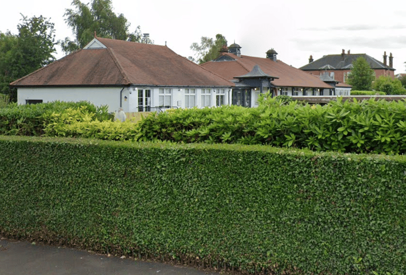 Score: 22. Located in the leafy suburb of Newlands in the south side of Glasgow, the Glasgow Academy’s Newlands branch provides care to a maximum of 75 children. Surrounded by greenery, it offers forest school activities and sports, and has specialist teachers who provide lessons in French, music and PE. November 14, 2022