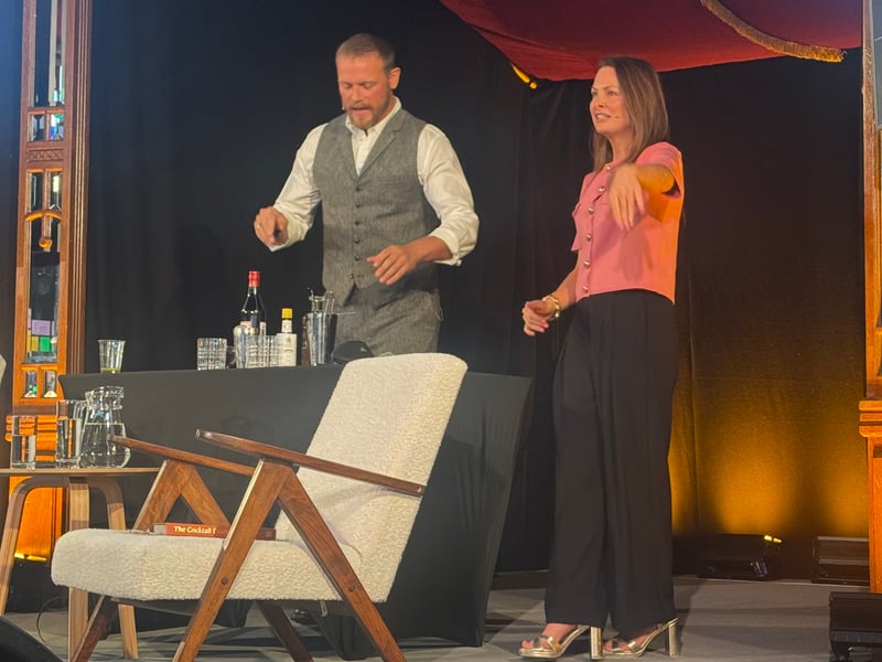The actor delighted the audience by giving them a cocktail making masterclass.