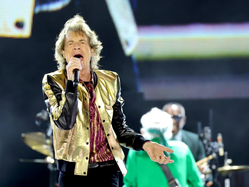 Sir Mick Jagger's fortune is built on the enduring success of The Rolling Stones. As the band's frontman and a co-principal songwriter with Keith Richards, his income is derived from multiple streams. His legendary songwriting partnership has created a catalogue of hits that generate consistent royalties. The band are also one of the highest-grossing touring acts in history, with each tour bringing in hundreds of millions of pounds, while their iconic brand and logo continue to be licensed for merchandise, adding to their immense collective fortune.
