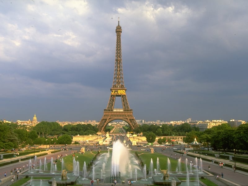 It is called the "City of Love" for a reason, as Paris is practically designed for romance from its tree-lined boulevards to its tiny neighbourhood bistros. This year is particularly special for visitors as many of the city’s most historic and intimate spots are hosting dedicated evening "Love Nights" throughout the Valentine's weekend. ✈️ Approx. £171 per person