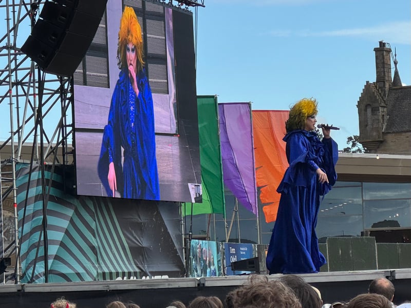 The entertainment started with some Scottish drag queens performing on stage.