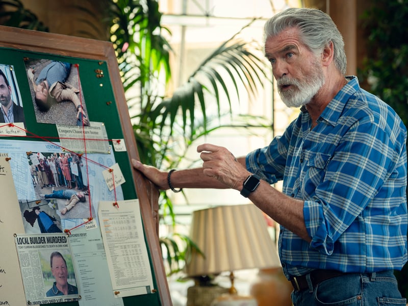 In the book, it is a bit of a joke that Ron pretends to still enjoy drinking beer when he actually wants to be on the wine. Unfortunately, this is lost in the translation to the big screen. He can be seen happily drinking beer with Jason in the final montage.