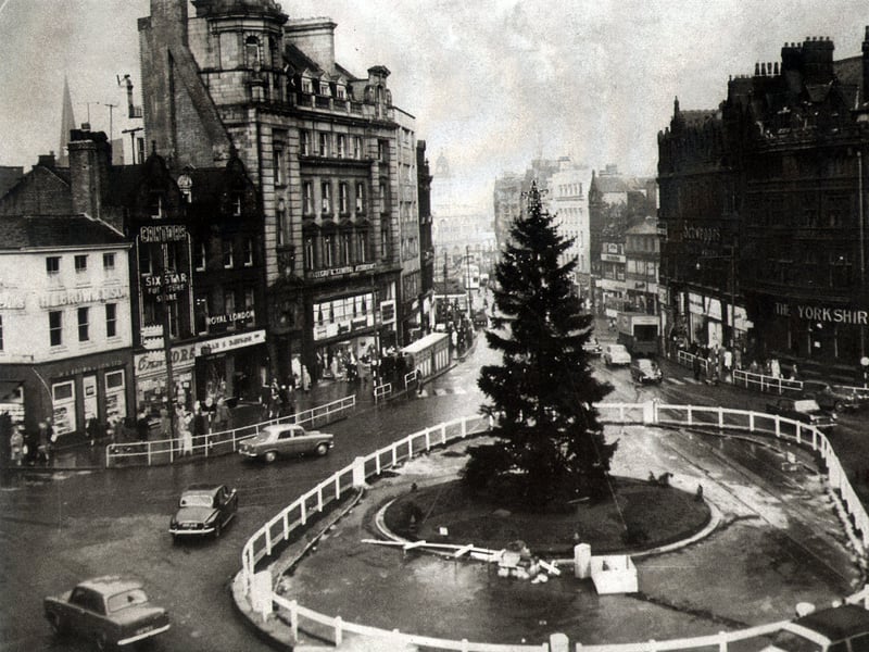 The huge Christmas tree at the top of Fargate, Sheffield city centre, in December 1972