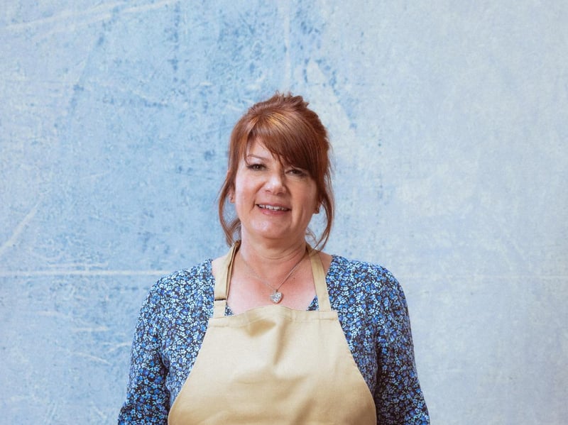 Lesley was a favourite with the fans, who had started to step into the spotlight more. Unfortunately, she struggled in Meringue week and went home in episode seven.