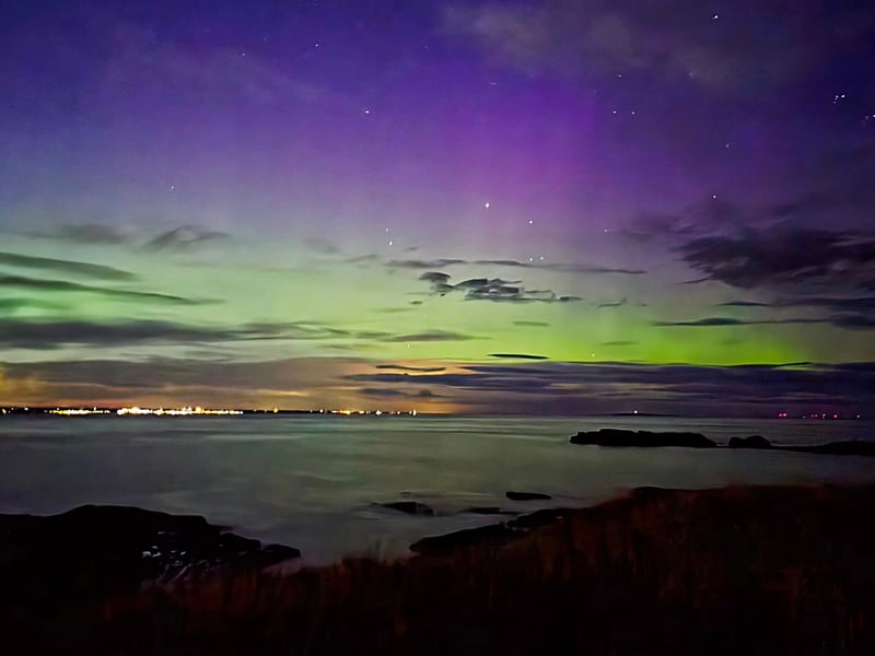 Elaine Elder, 52, captured the stunning scene at North Berwick just before 10pm on Tuesday