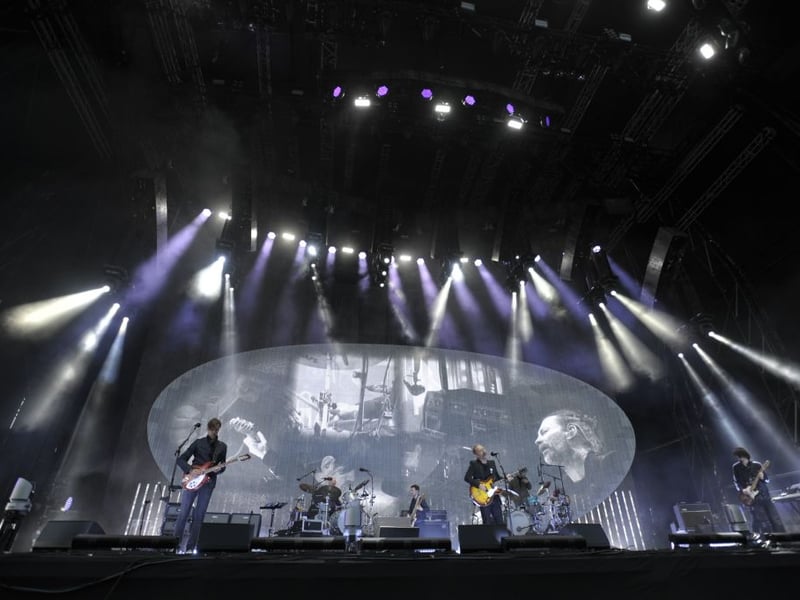 They played a three song encore consisting of 'Nude', 'The Bends' and 'Karma Police'.