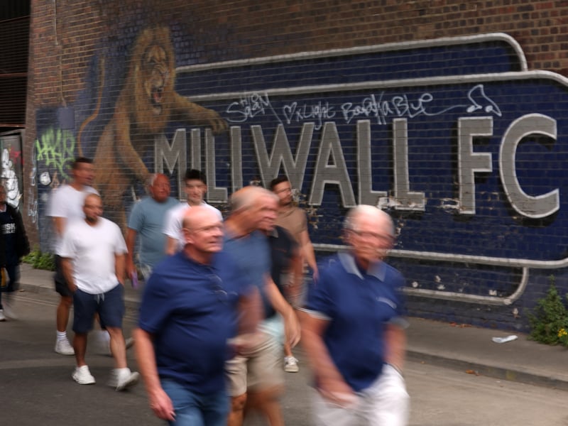 Average attendance at The Den: 16,434