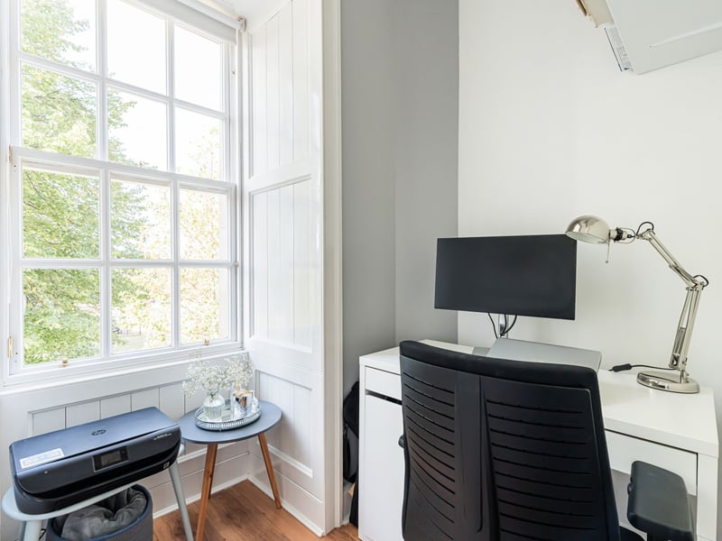 A dedicated study enhances the home’s versatility, ideal for modern working life.
