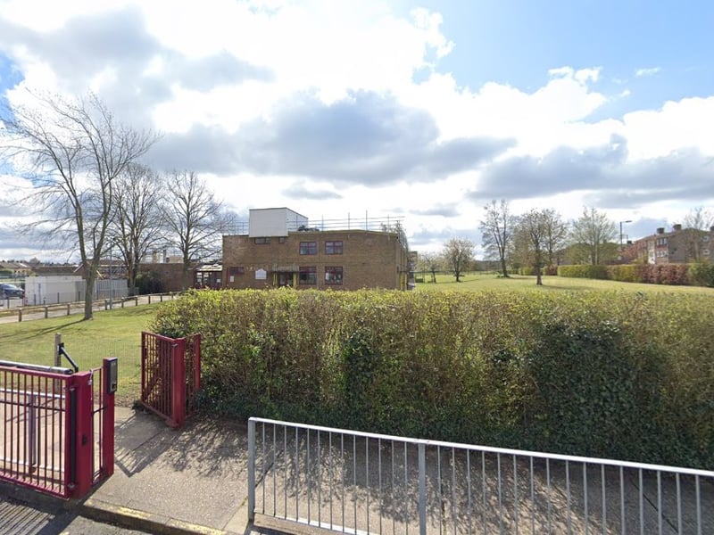Bishop Challoner Catholic Secondary School, Basingstoke, has been awarded a score of 35/40 on The Telegraph's GCSE league table, making it a very good school for GCSE results.