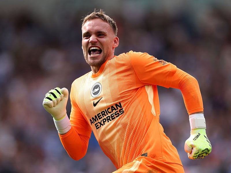 The Dutch stopper has not fully convinced this season but will likely keep his spot against Bournemouth. A strong argument for Jason Steele at the moment.