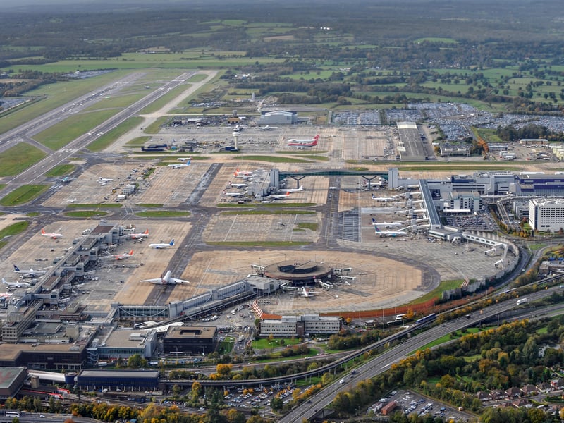 London Gatwick Airport received a 53 per cent. It is the secondary international airport serving Greater London, Sussex and Surrey.