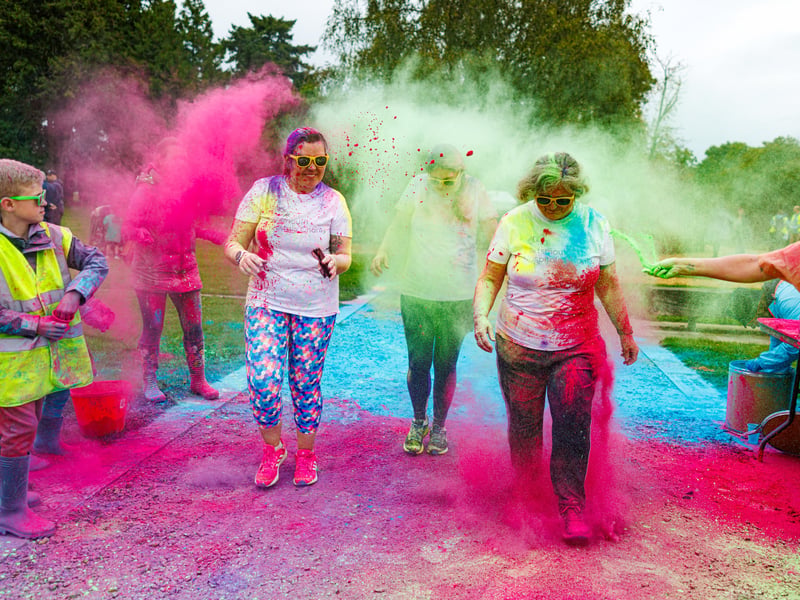 QA colour dash event at Staunton Country Park
Picture:Marcin Jedrysiak
