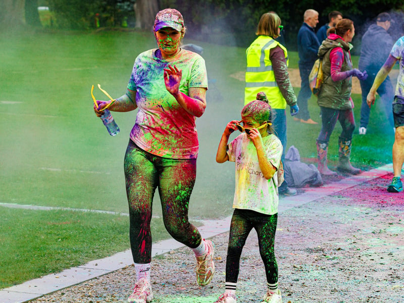 QA colour dash event at Staunton Country Park
Picture:Marcin Jedrysiak