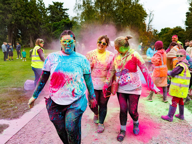 QA colour dash event at Staunton Country Park
Picture:Marcin Jedrysiak