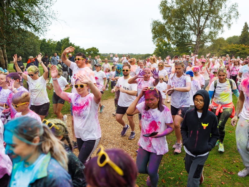 QA colour dash event at Staunton Country Park
Picture:Marcin Jedrysiak