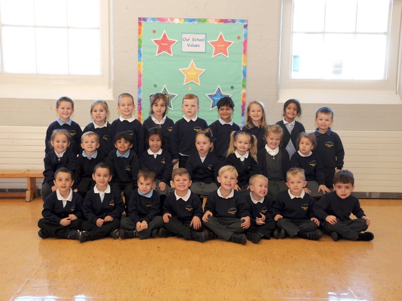 Stamshaw Infant School- Goldfinch class Year R 2019
