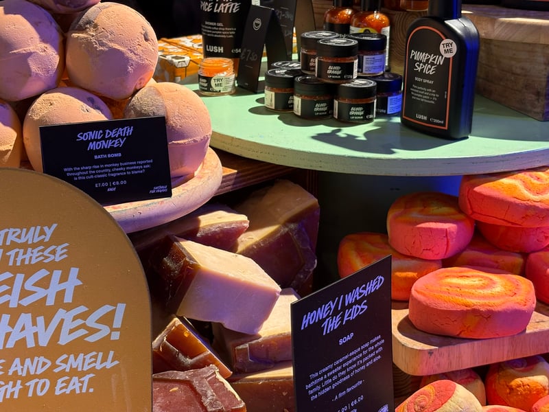 15 images of revamped Manchester Arndale Lush store and amazing new ...