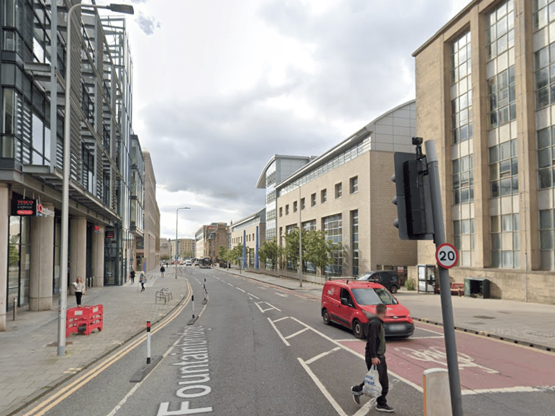 Fountainbridge, Stockbridge and Inverleith feature under the EH3 postcode. The average house price here is £442,849 while the average monthly rent comes to £2,138. Inverleith is best known for its abundant green spaces, particularly the Royal Botanic Garden and Inverleith Park.