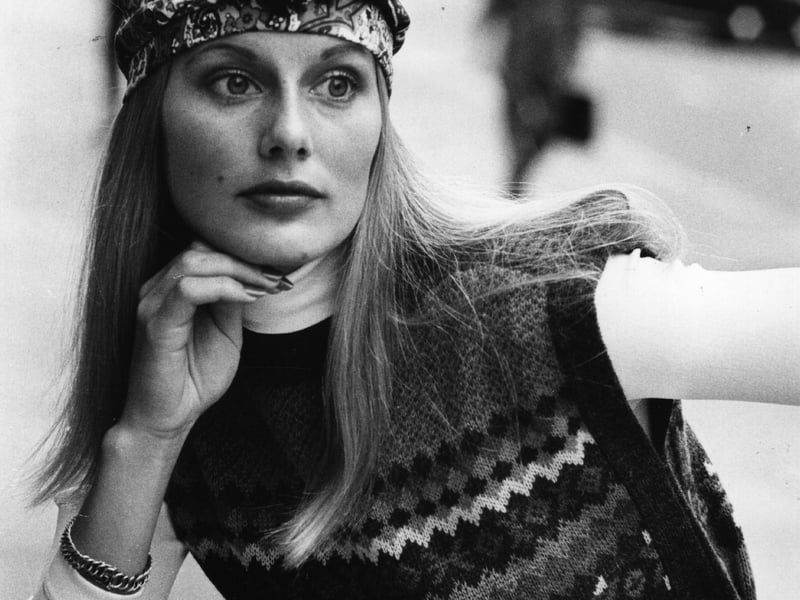 Another geometric design is seen here, featuring diamonds and triangles on a patterned tabard and matching skirt, which was part of the Marks & Spencer autumn collection in 1976