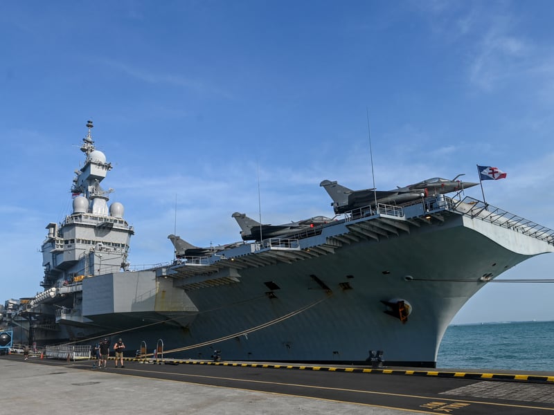 The Charles de Gaulle aircraft carrier is the largest vessel in the French fleet. Conducting her maiden voyage in 2001, she is 261.5m long and weighs 42,500 tonnes when fully loaded.