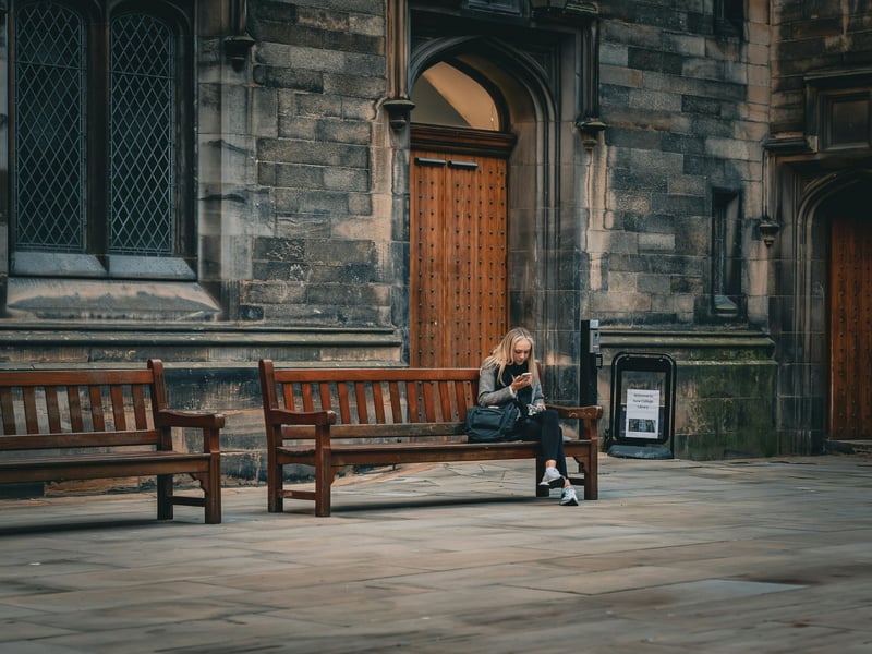 A total of 86 per cent of University of Edinburgh graduates find a graduate job or further study within 15 months - placing the instituation third in Scotland.