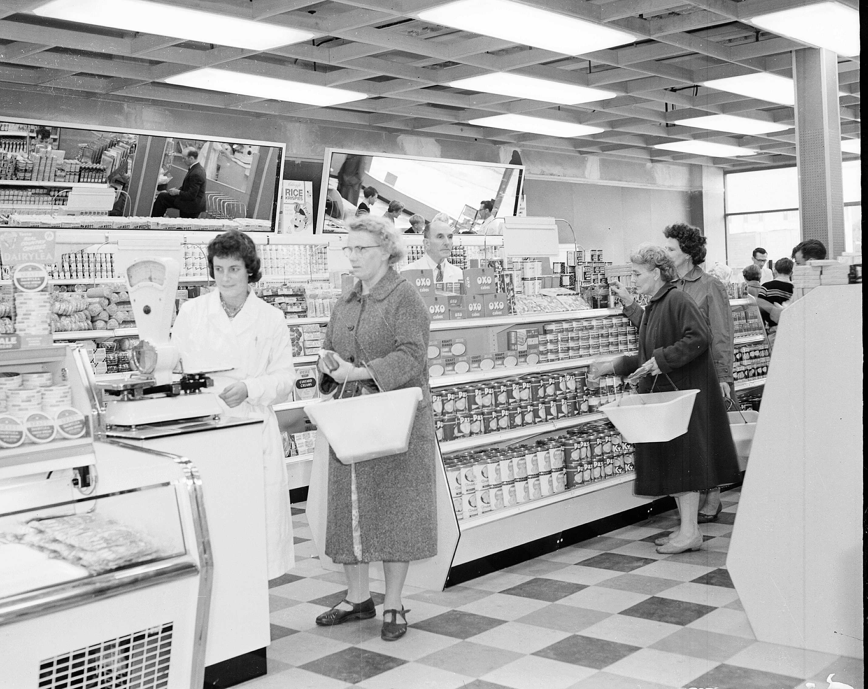 A new self-service store in St Cuthberts Co-operative Store, in Edinburgh's Gilmerton area, in August 1960.
