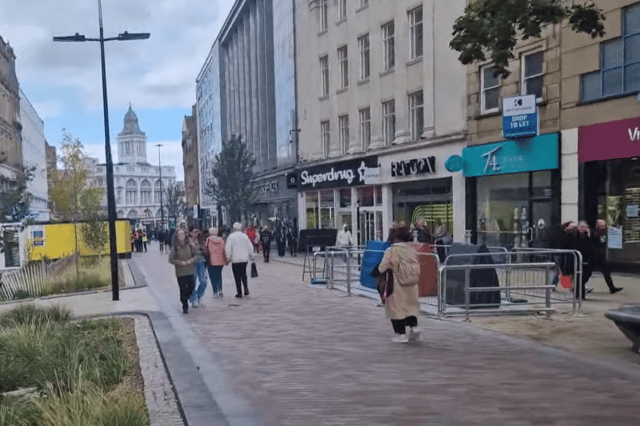 T4 cafe appears to have closed on Fargate.
