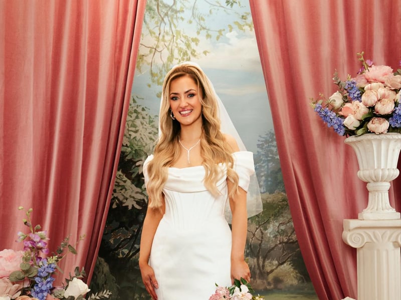 Self-proclaimed girly-girl Leigh, a NHS Clinical Coder, loves getting glam and dressed up. But don’t let that fool you as she has a passionate feisty side and is not afraid to speak her mind when challenged.  She is ready to find her happily ever after. The experts have to find her someone who’s ambitious, positive but who also has a dominant side. Leigh is coupled up with Leah.