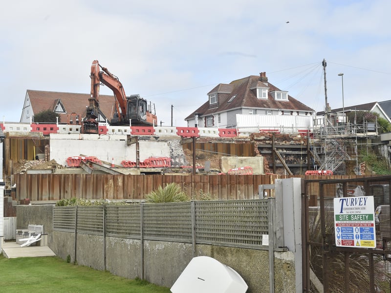 Update on the progress at the former Osborne View pub in Hill Head, on Thursday, September 18, 2025.

Picture: Sarah Standing (180925-9564)