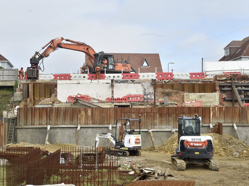 Update on the progress at the former Osborne View pub in Hill Head, on Thursday, September 18, 2025.

Picture: Sarah Standing (180925-9575)